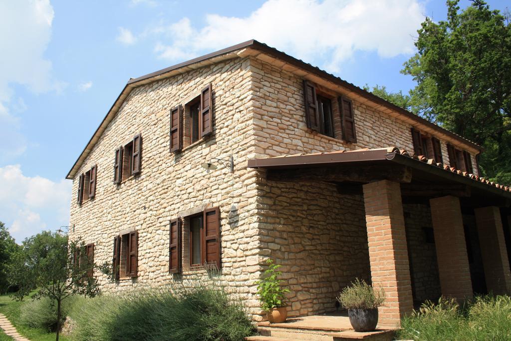 Agriturismo Valdifiori Sassoferrato Eksteriør bilde
