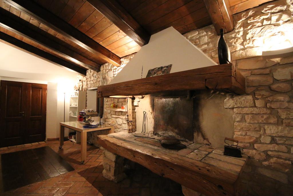 Agriturismo Valdifiori Sassoferrato Eksteriør bilde